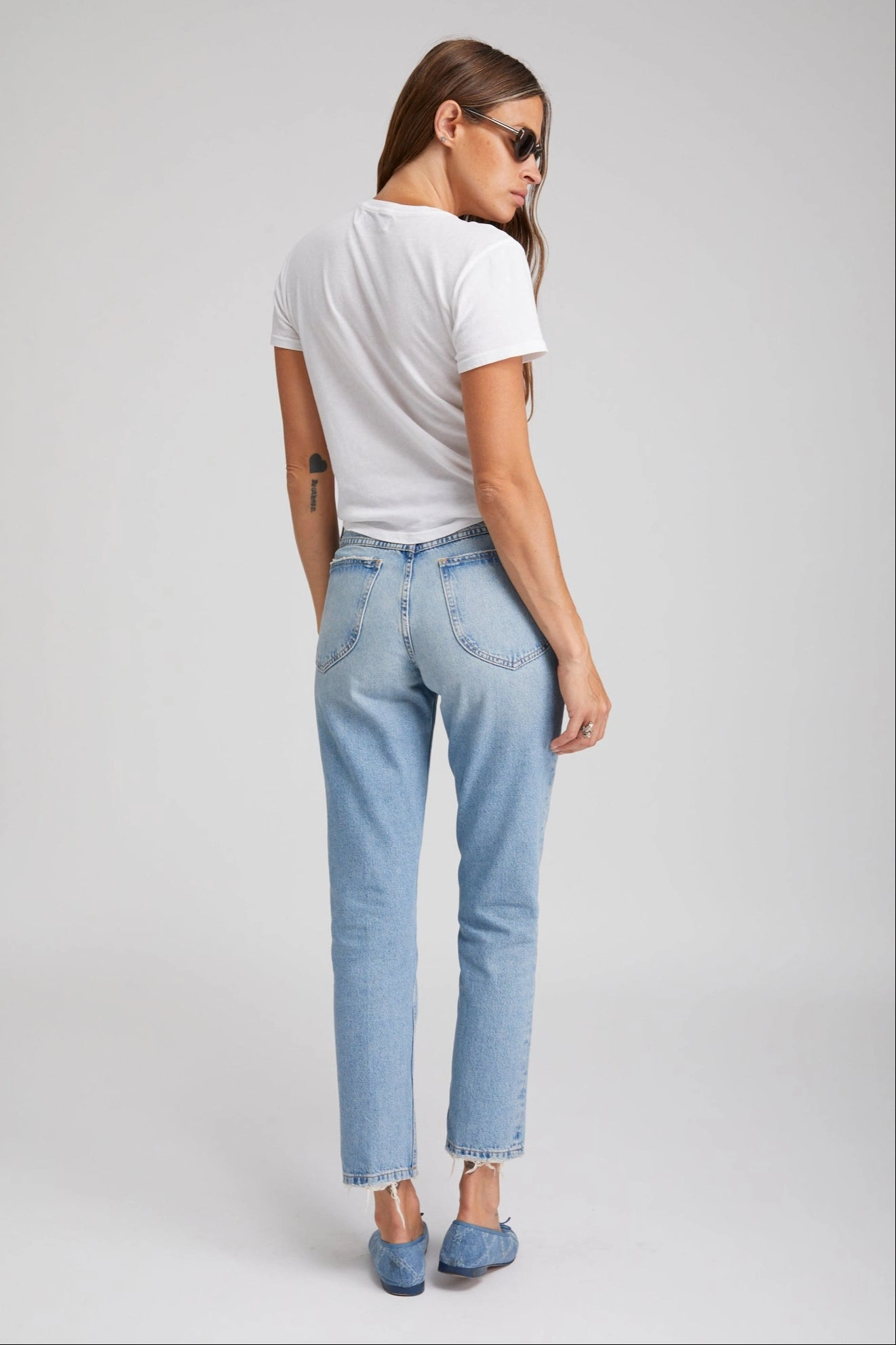 Stylish T-shirt Victoria Slim Straight Denim