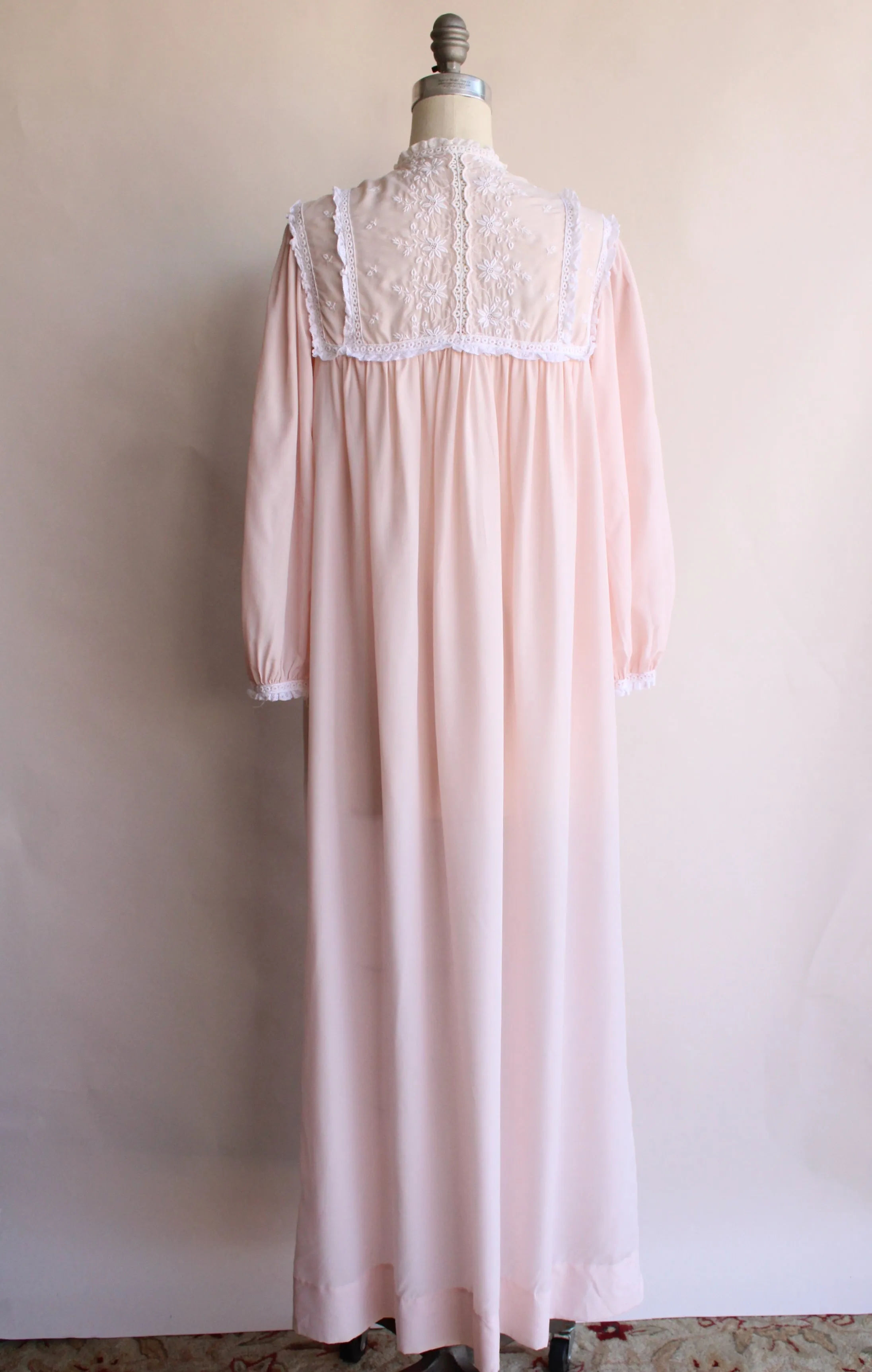 Vintage 1960s Pink Iris Lingerie Nightgown for Bullock's Wilshire
