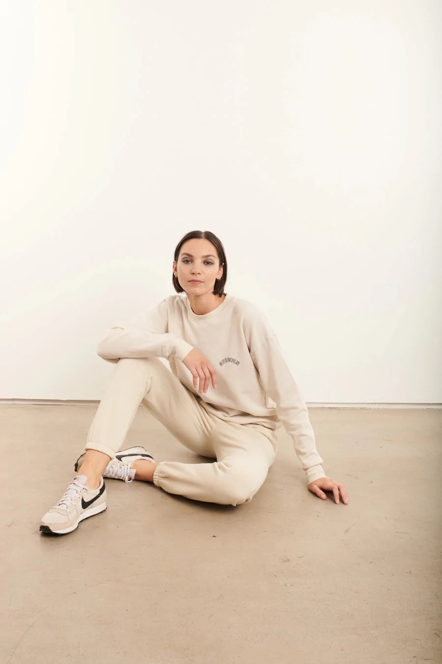 Vintage White College Logo Sweatpants MoistureControl