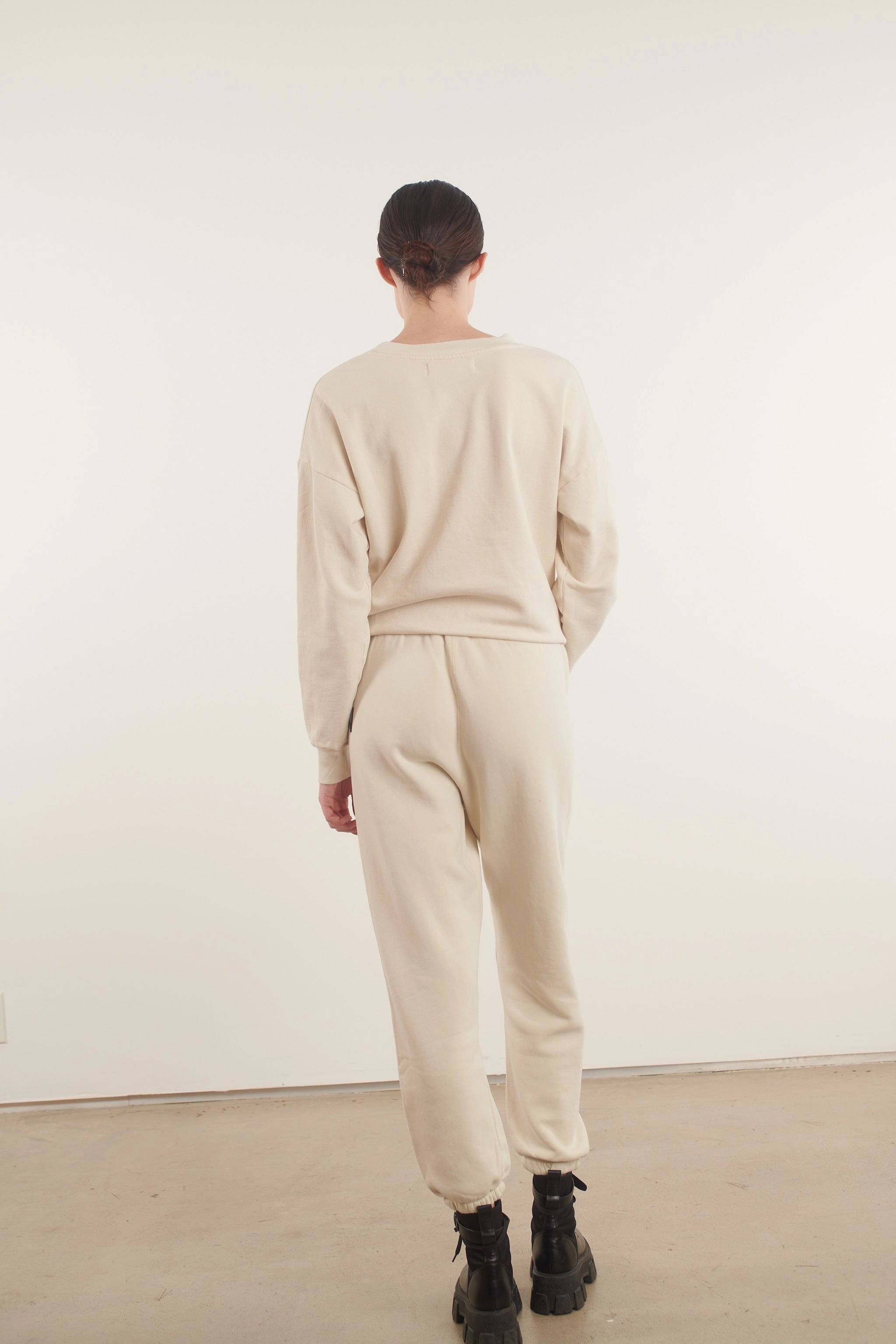 LightweightTexture StretchComfort Vintage White Small Logo Sweatpants