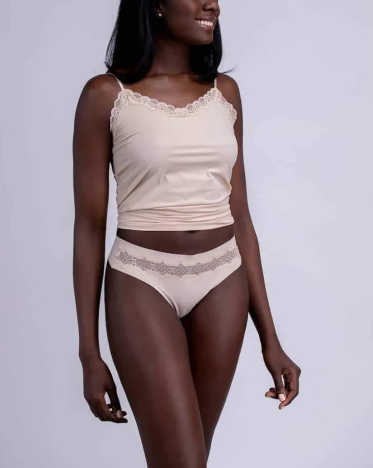 VIP Thong with Lace