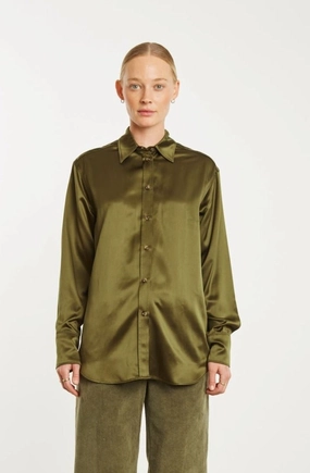 Comfortable Collar Moss Silk Slim Button Down