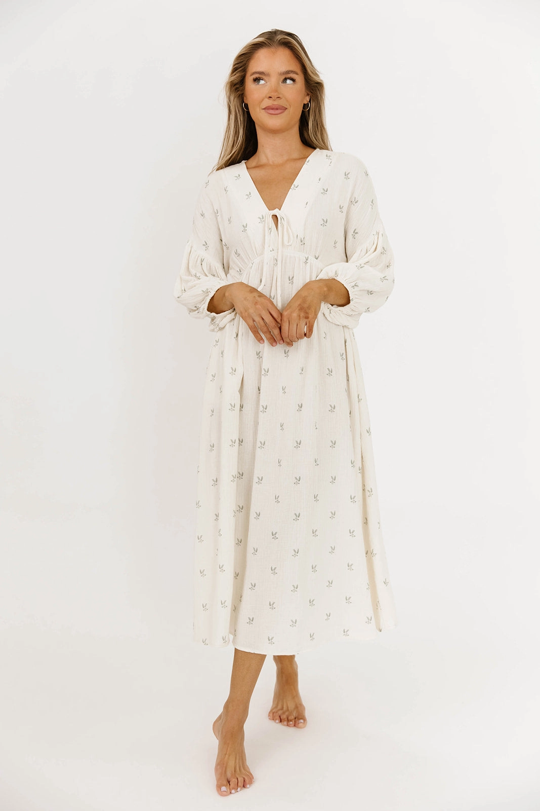 Hunter Midi Dress in Soy/Sage Foliage Light Aesthetic
