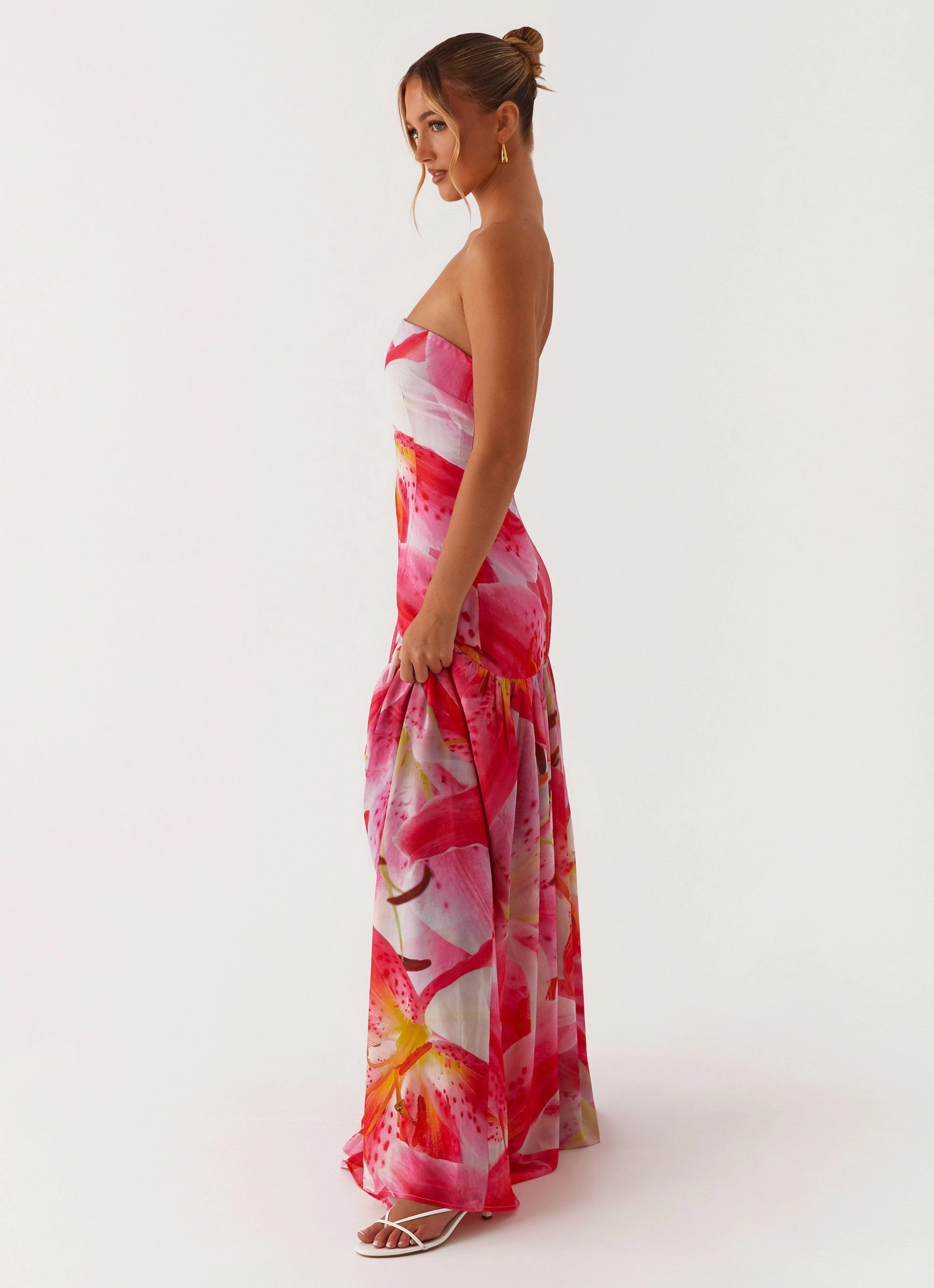 Soft Outfit Eden Strapless Maxi Dress - White Pink Lilly
