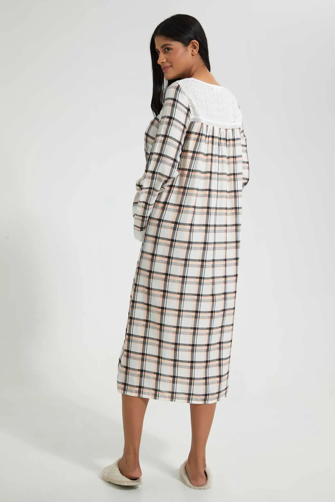 White And Grey Checkered Nightgown