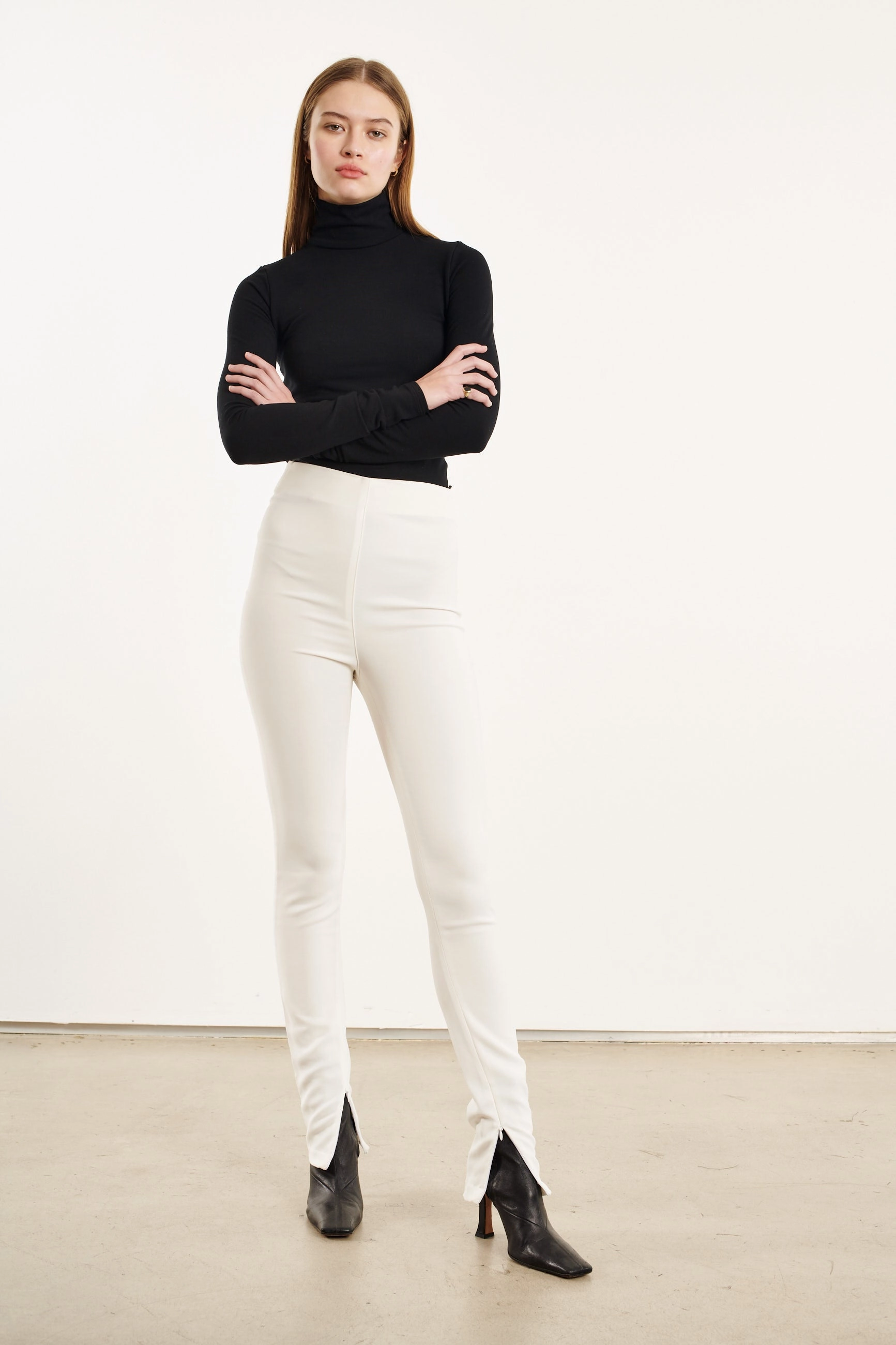 White Crepe Ankle Zipper Pants Easy Layer EasyCareFabric