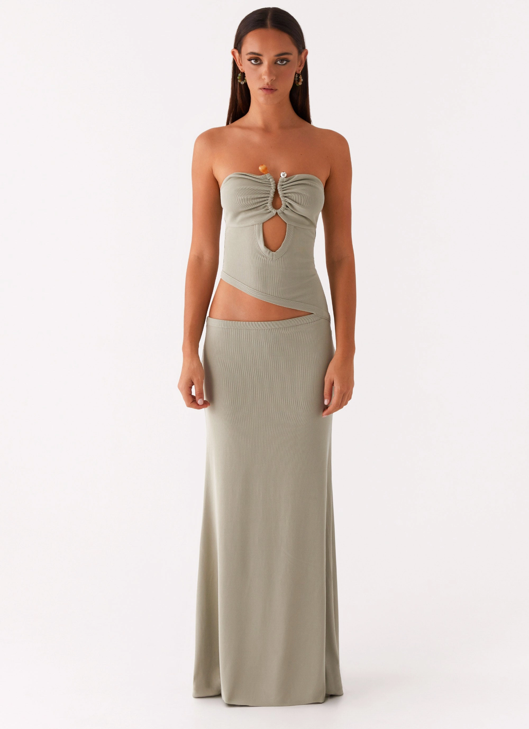Wild Roses Maxi Dress - Sage Relaxed Waistband Vintage feel