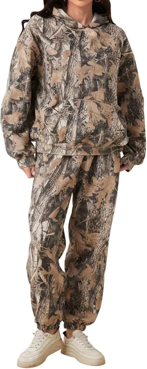 Womens Camo Sweatsuits Camo Hoodies Maple Leaf Print Oversized Sweatshirt Sweatpants Lounge Sets 2 Piece Matching Set