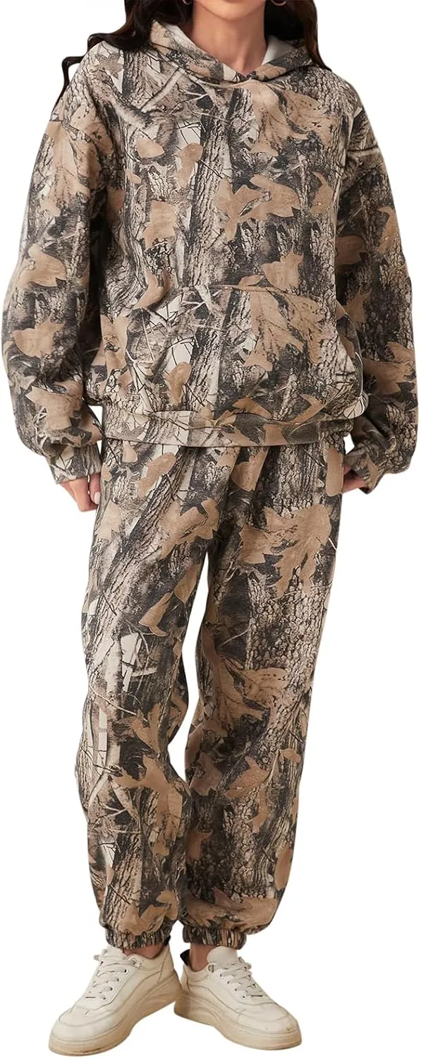 Womens Camo Sweatsuits Camo Hoodies Maple Leaf Print Oversized Sweatshirt Sweatpants Lounge Sets 2 Piece Matching Set