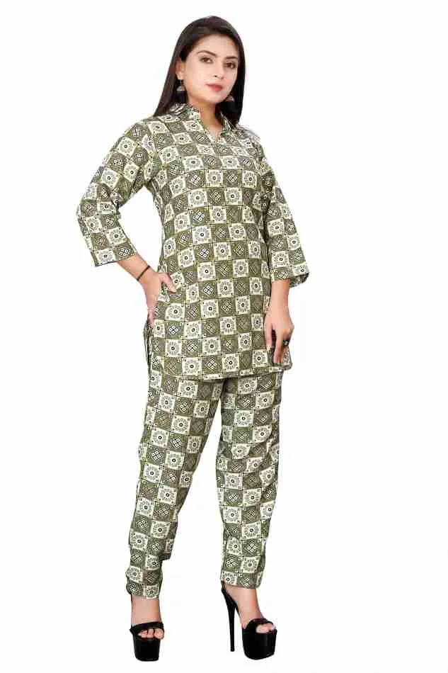 Women's Cotton Polyester Mix Fabric Printed Night suit with Collar Co-Ord Set - VKT800