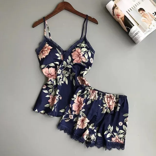 Women’s Floral Printed Lace-Trim Pajama Set (Cami Top   Shorts)