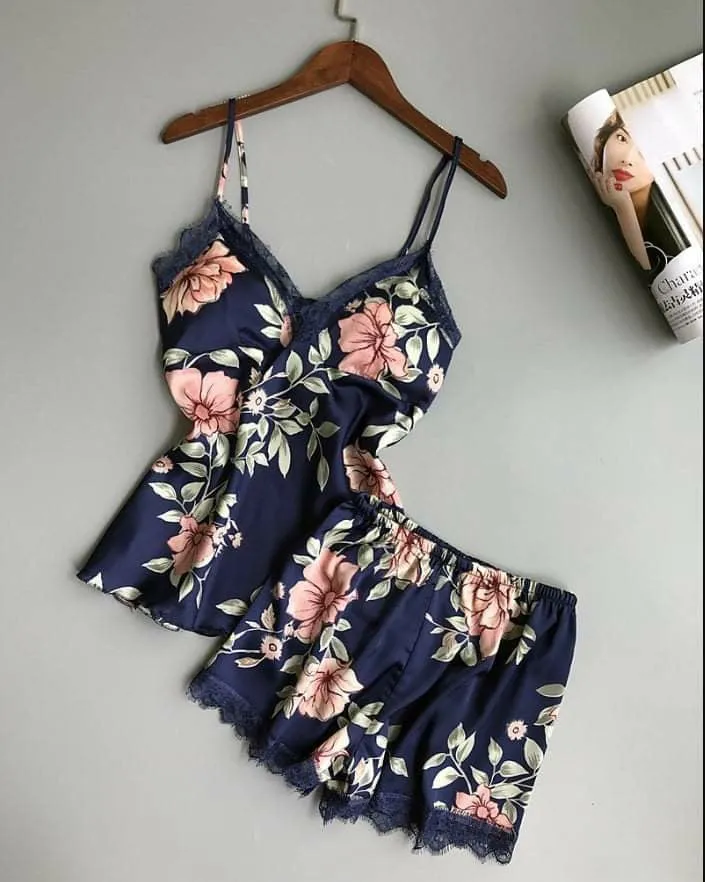 Women’s Floral Printed Lace-Trim Pajama Set (Cami Top   Shorts)