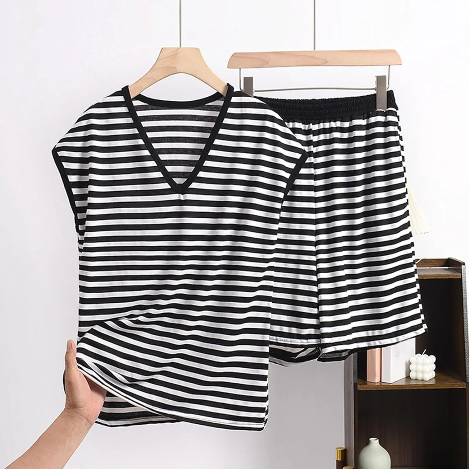 Womens Pjs Sets 2 Piece Casual Trendy Striped Short Sleeve T Shirt and Shorts Soft Comfy Crew Neck Home Sleepwear