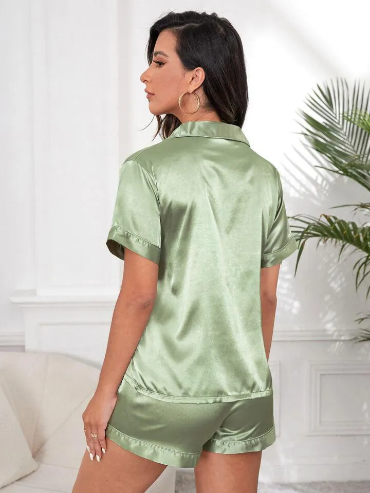 Women's Satin Plain/Solid Relaxed Night Suit Set of Top & Shorts Set