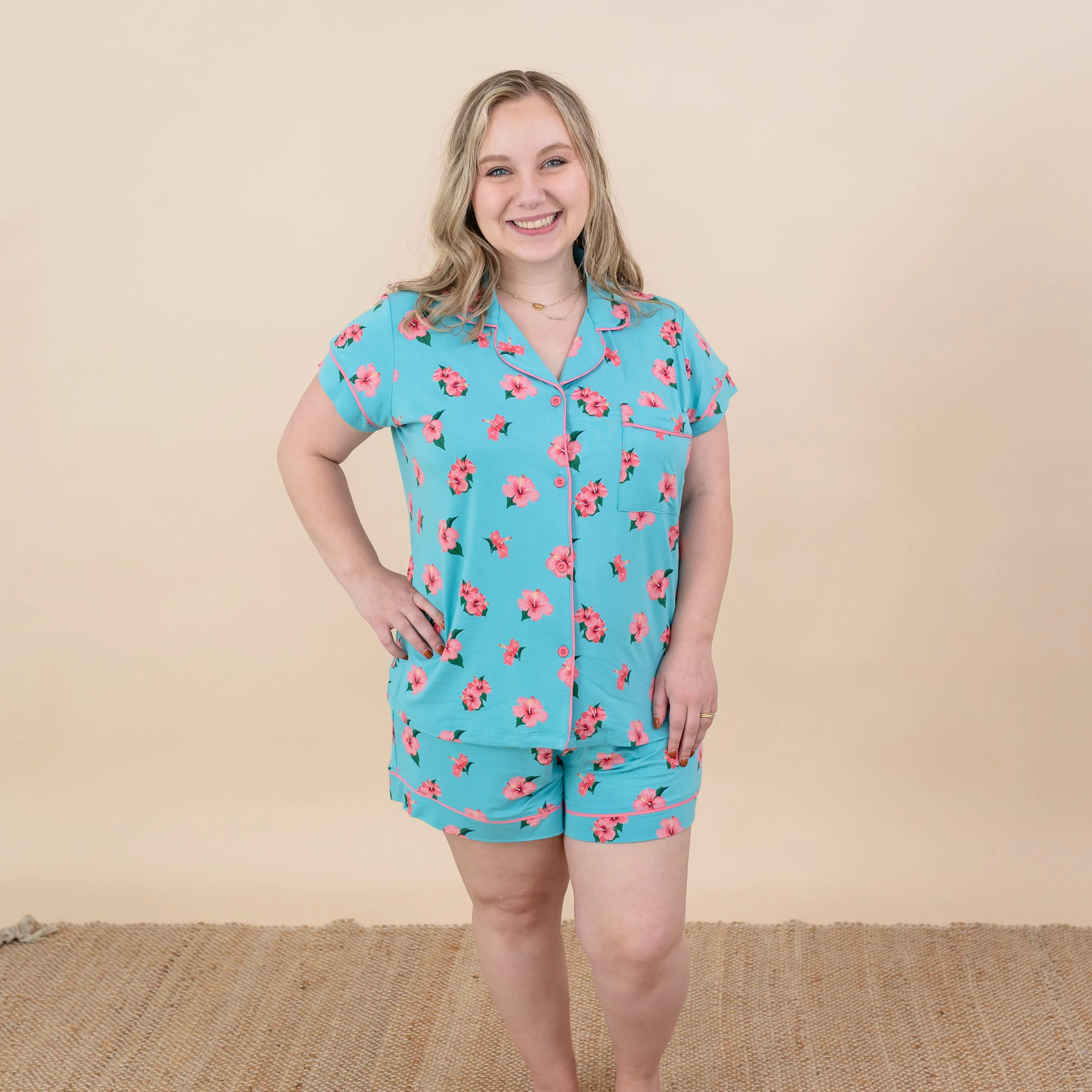 Women’s Short Sleeve Pajama Set in Hibiscus
