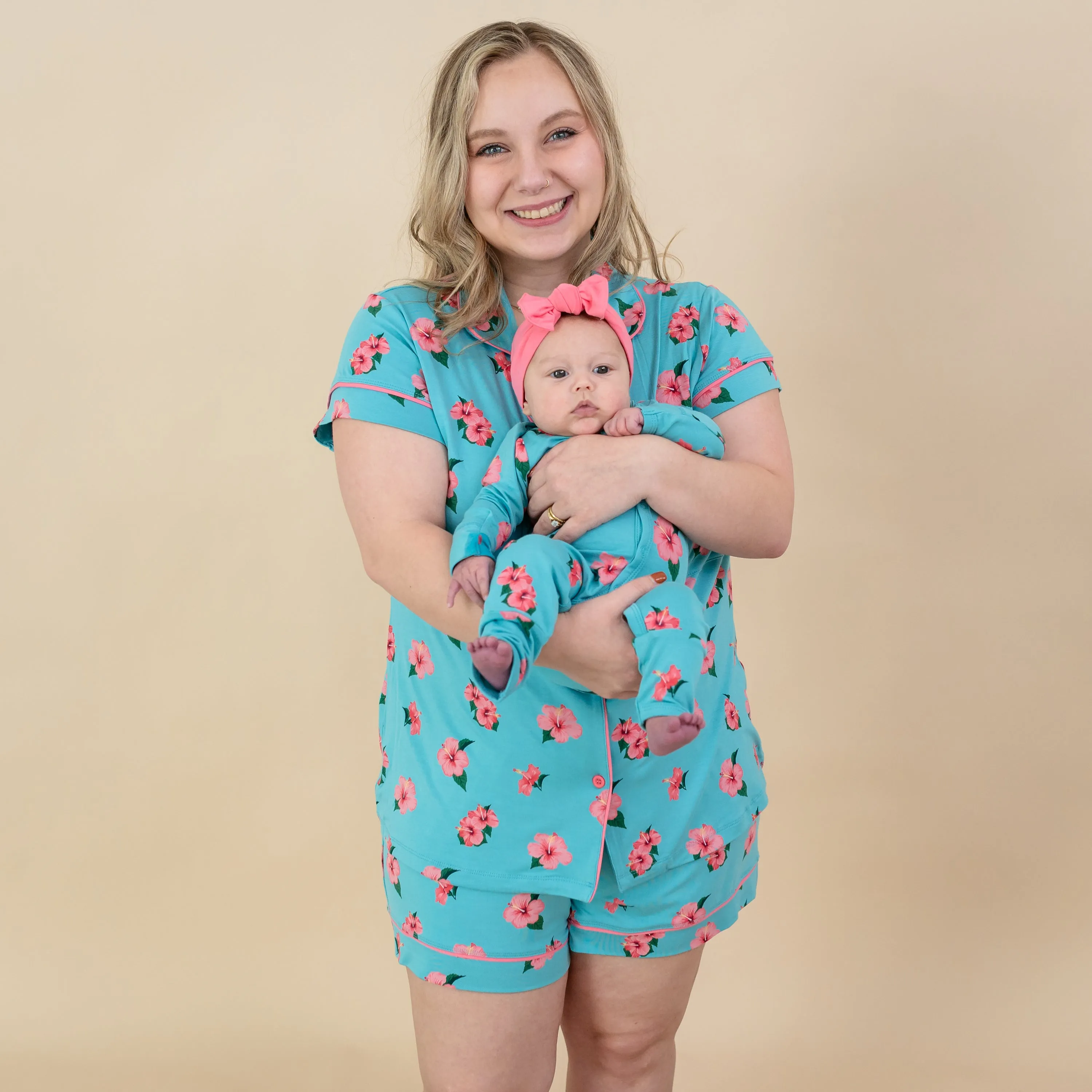 Women’s Short Sleeve Pajama Set in Hibiscus