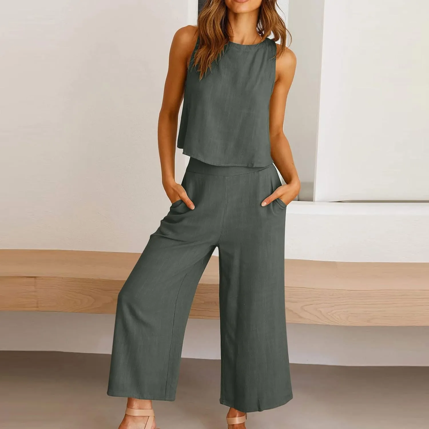 Women's Summer 2 Piece Outfits Sleeveless Crop Top Capri Wide Leg Pants with Pockets Sweatsuits Linen Beach Lounge Sets