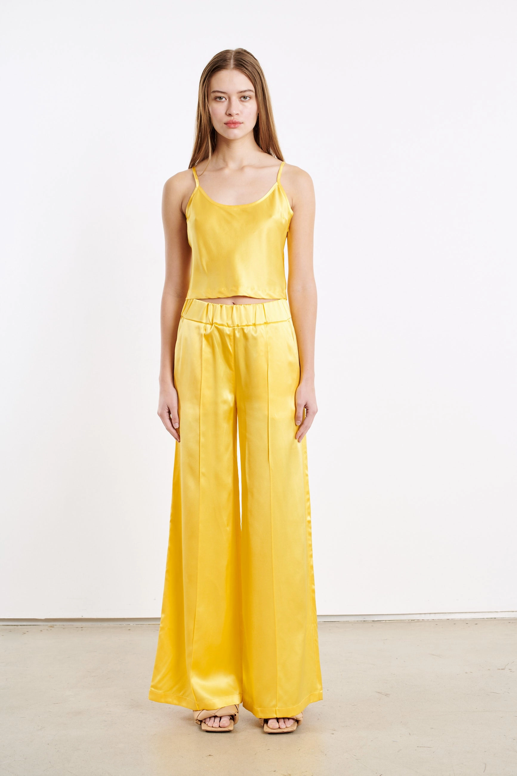 FadeResistantTreatment Blackout fabric Yellow Silk Wide Leg Pintuck Pants