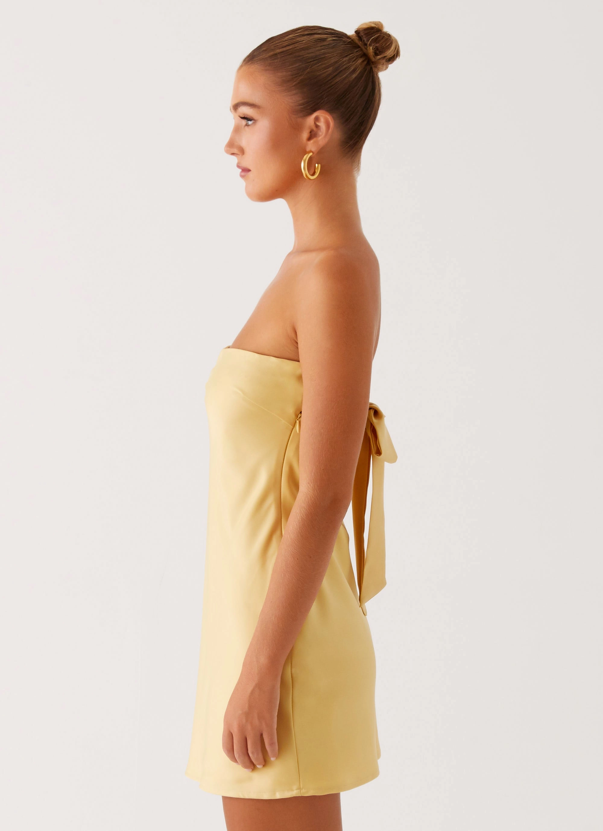 Stylish Waist Fit Compressible Yulina Mini Dress - Yellow