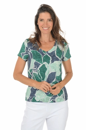 Emerald Floral Petals Cotton V-Neck Tee MultiPanelDesign Sustainable Material Blend